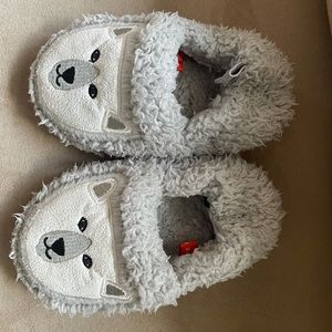 🧸 polar bear slippers